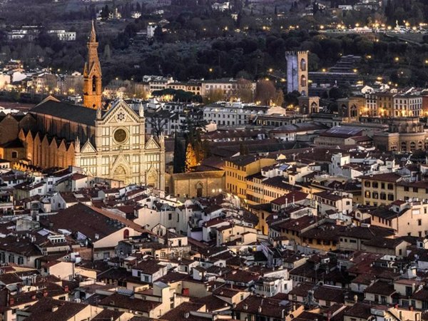 negozio in vendita a Firenze in zona Centro Santa Maria Novella