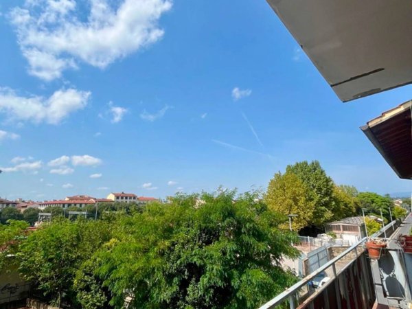 appartamento in vendita a Firenze in zona Campo di Marte