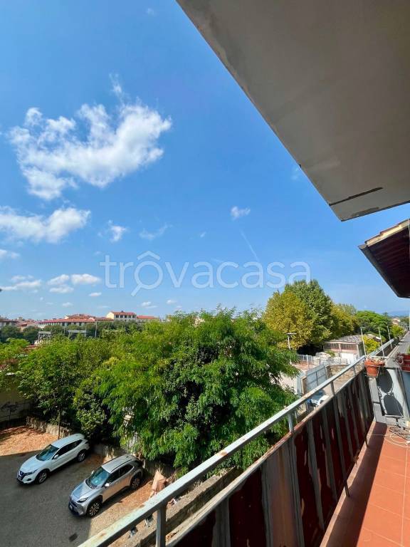 appartamento in vendita a Firenze in zona Campo di Marte