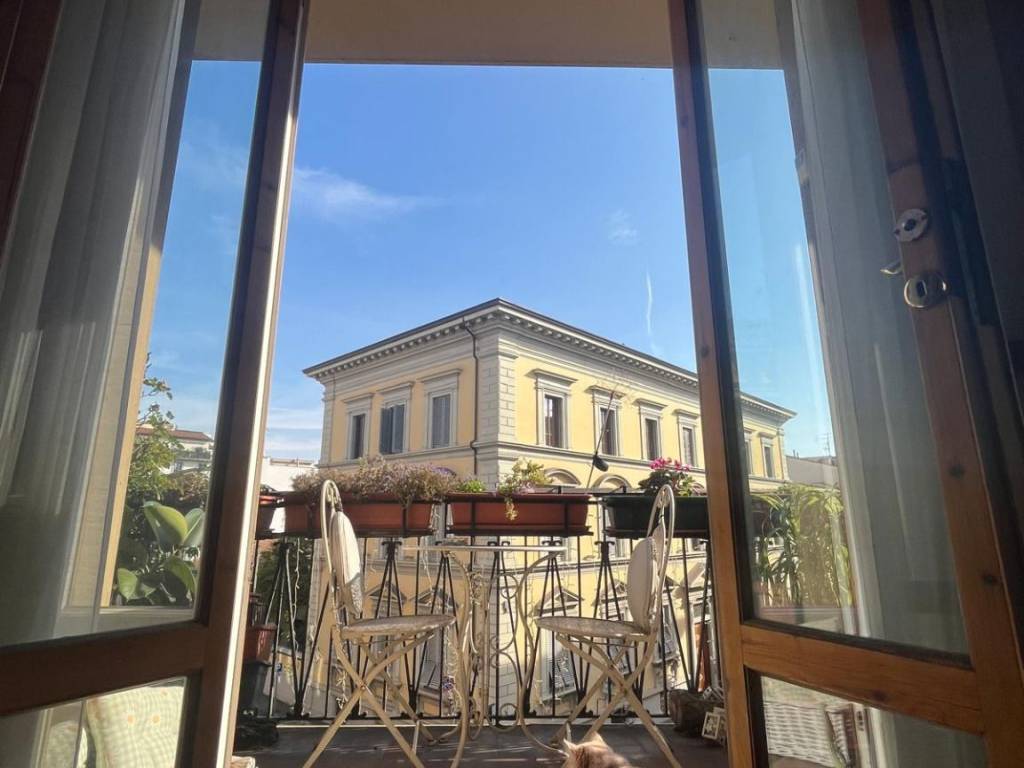 appartamento in vendita a Firenze in zona Campo di Marte
