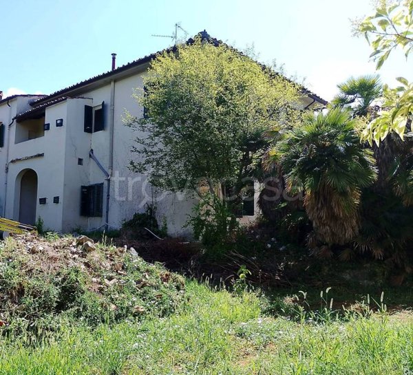 appartamento in vendita a Firenze in zona Galluzzo