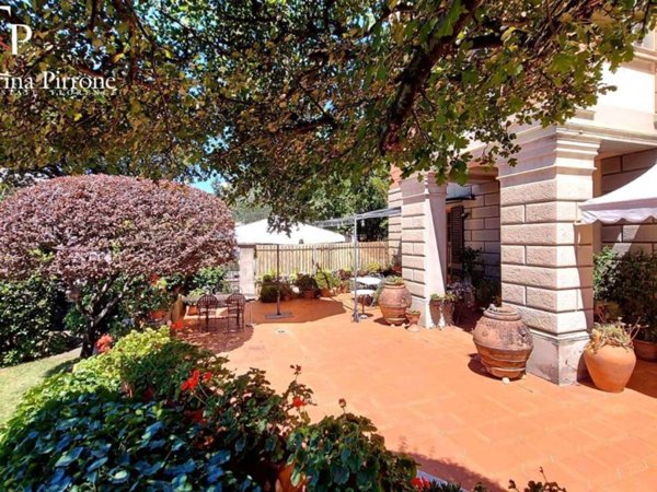 appartamento in vendita a Firenze in zona Le Cure