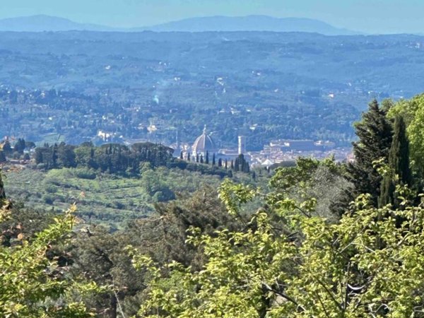 casa indipendente in vendita a Firenze in zona Le Cure