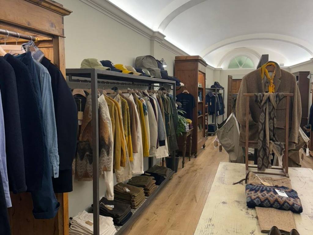 negozio in vendita a Firenze in zona Centro San Frediano