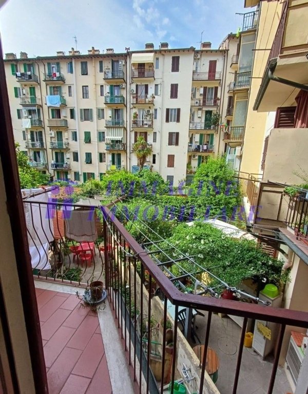 appartamento in vendita a Firenze in zona Statuto