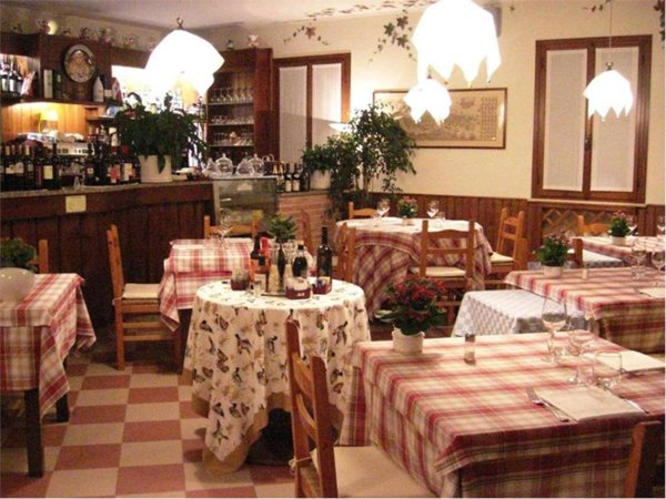 negozio in vendita a Firenze in zona Centro San Frediano