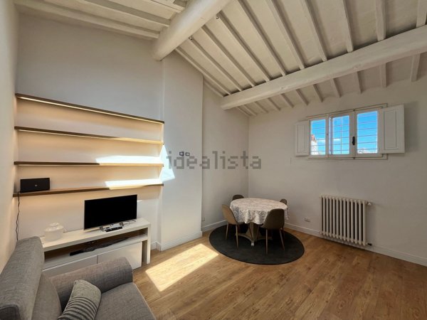 appartamento in vendita a Firenze in zona Centro Santa Maria Novella