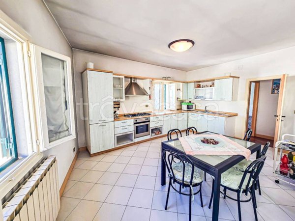 appartamento in vendita a Firenze in zona Galluzzo