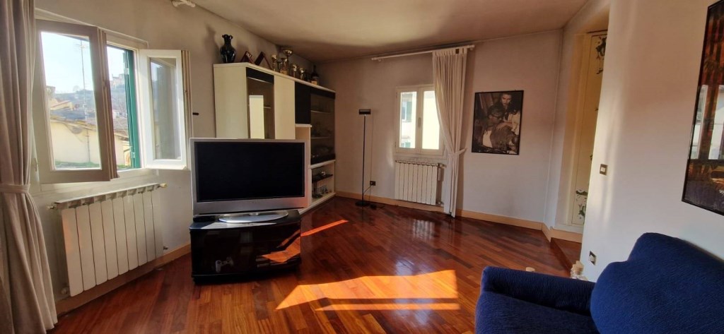 appartamento in vendita a Firenze in zona Galluzzo
