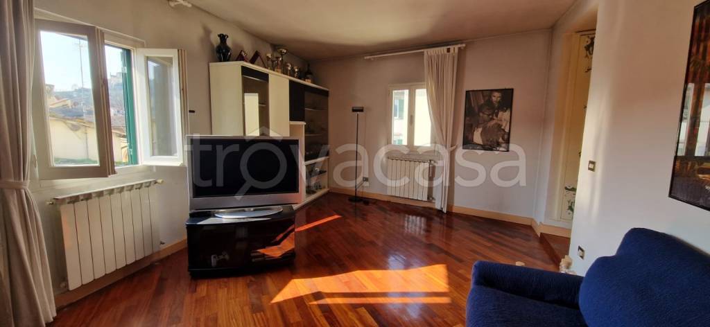 appartamento in vendita a Firenze in zona Galluzzo