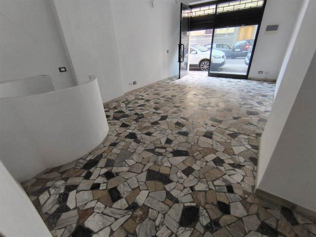 negozio in vendita a Firenze in zona Coverciano
