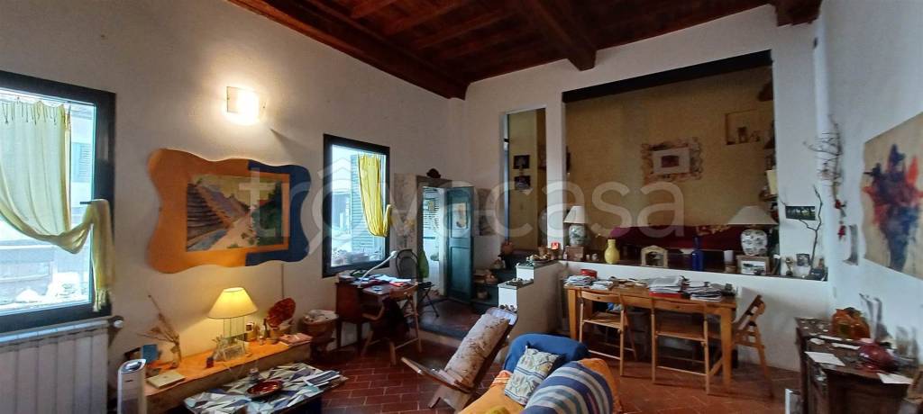 appartamento in vendita a Firenze in zona Centro Santa Croce