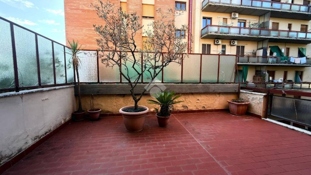 appartamento in vendita a Firenze in zona Isolotto