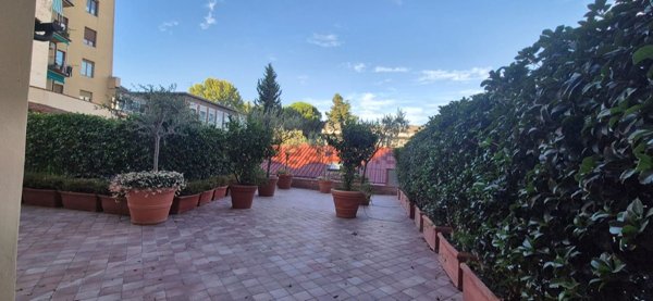 appartamento in vendita a Firenze in zona Campo di Marte