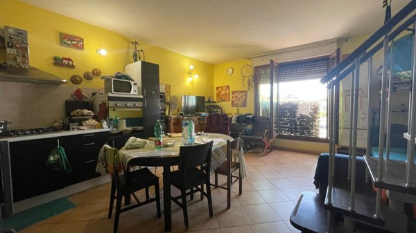 appartamento in vendita a Firenze in zona Firenze Nova