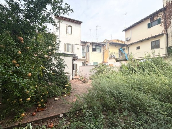 casa indipendente in vendita a Firenze in zona Legnaia