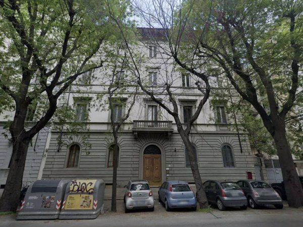 appartamento in vendita a Firenze in zona Campo di Marte