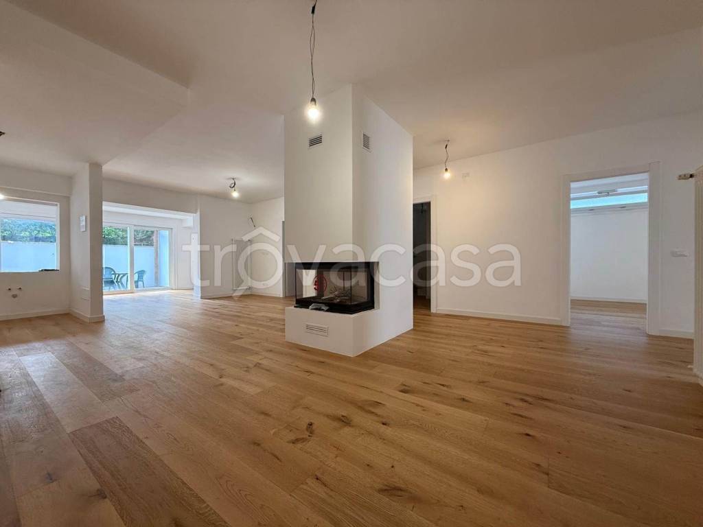appartamento in vendita a Firenze in zona Coverciano