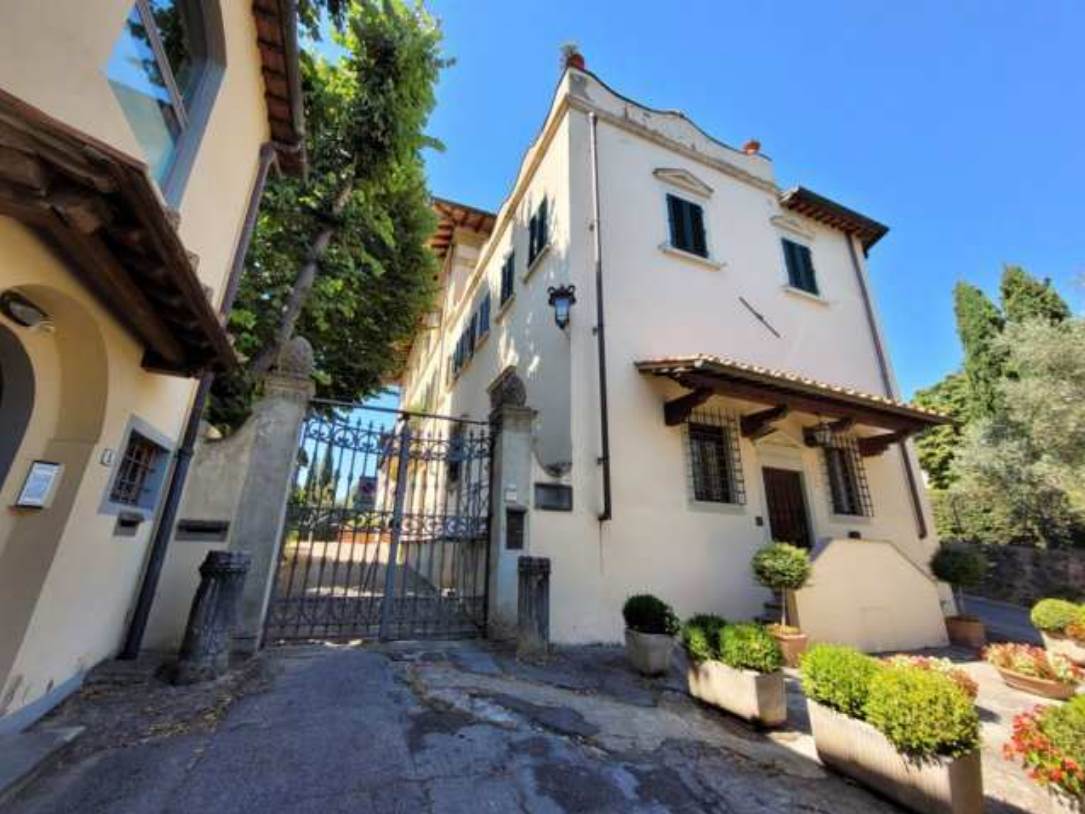appartamento in vendita a Firenze in zona Rovezzano