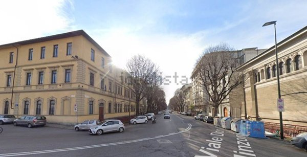 locale di sgombero in vendita a Firenze in zona Le Cure