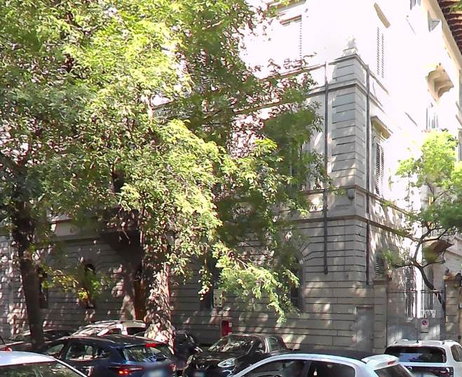 appartamento in vendita a Firenze in zona Campo di Marte