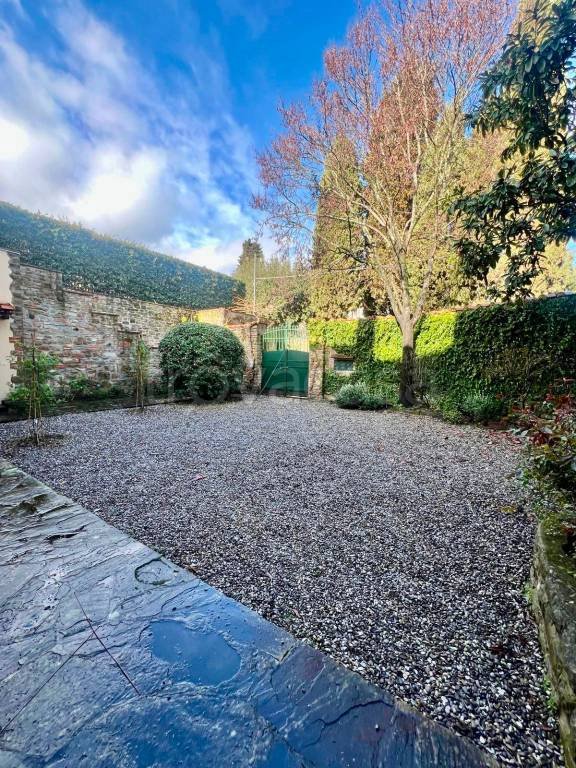 appartamento in vendita a Firenze in zona Porta Romana