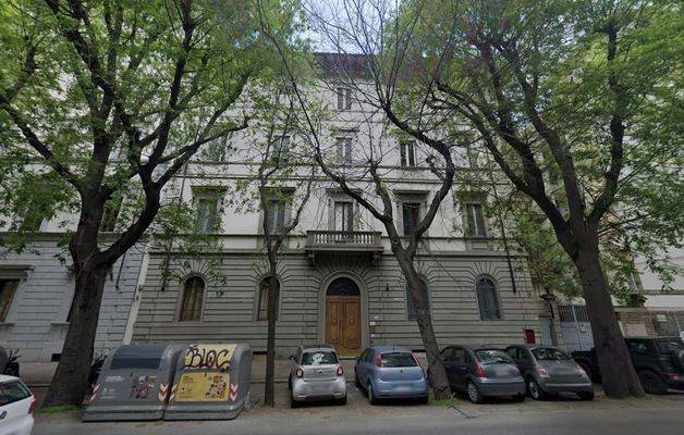 appartamento in vendita a Firenze in zona Campo di Marte