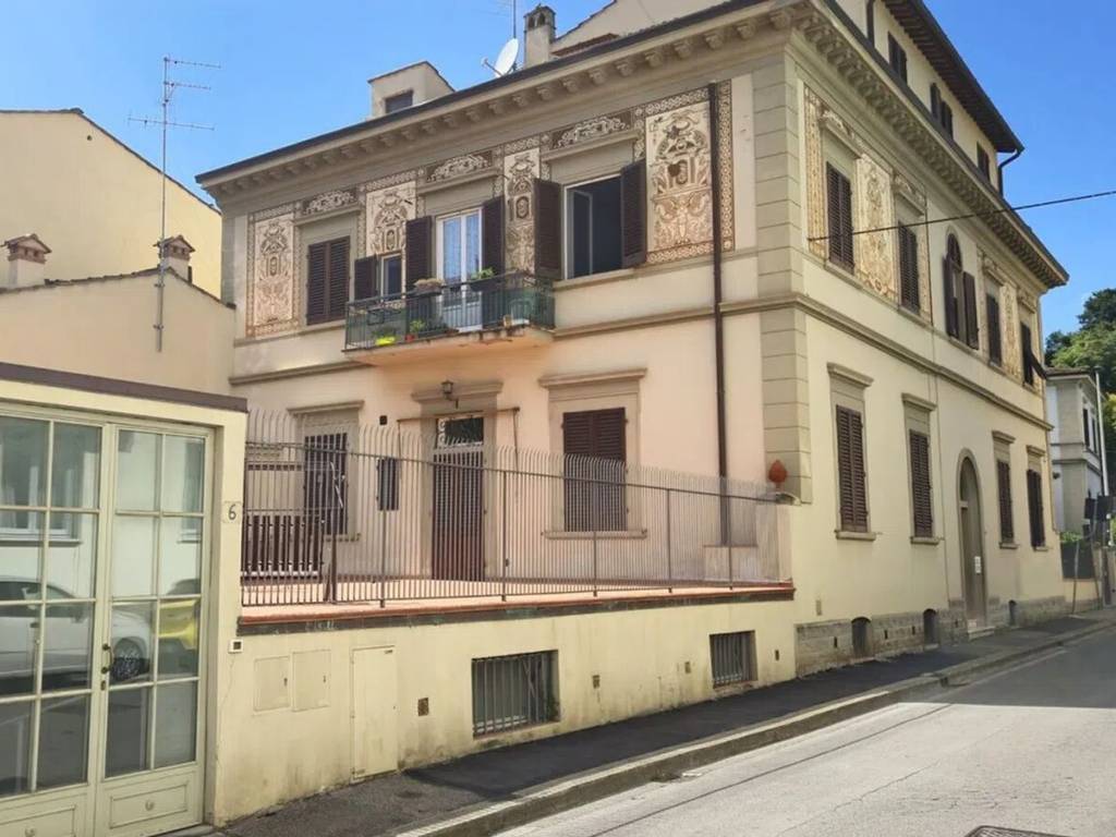 appartamento in vendita a Firenze in zona Bellosguardo