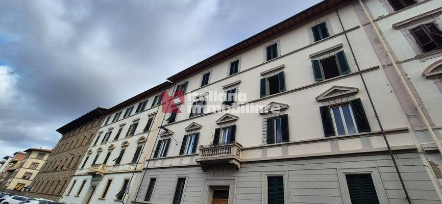 appartamento in vendita a Firenze in zona Campo di Marte