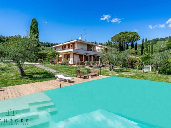 casa indipendente in vendita a Firenze in zona Settignano
