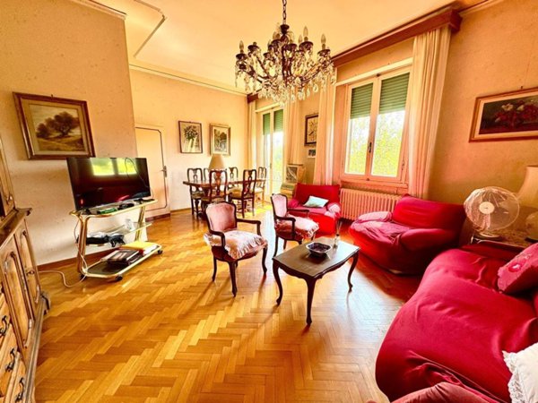 appartamento in vendita a Firenze in zona Campo di Marte