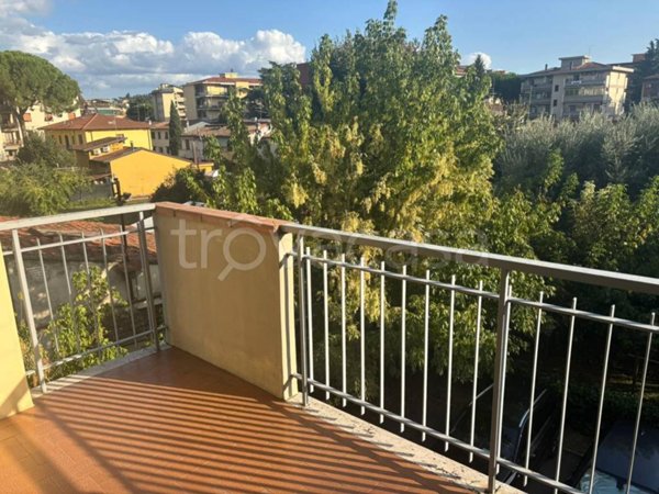 appartamento in vendita a Firenze in zona Isolotto