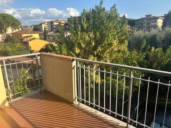 appartamento in vendita a Firenze in zona Isolotto