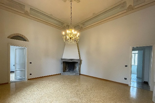 appartamento in vendita a Firenze in zona Campo di Marte