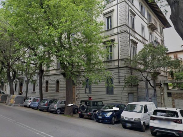appartamento in vendita a Firenze in zona Campo di Marte