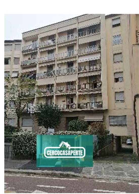 negozio in vendita a Firenze in zona Bellariva