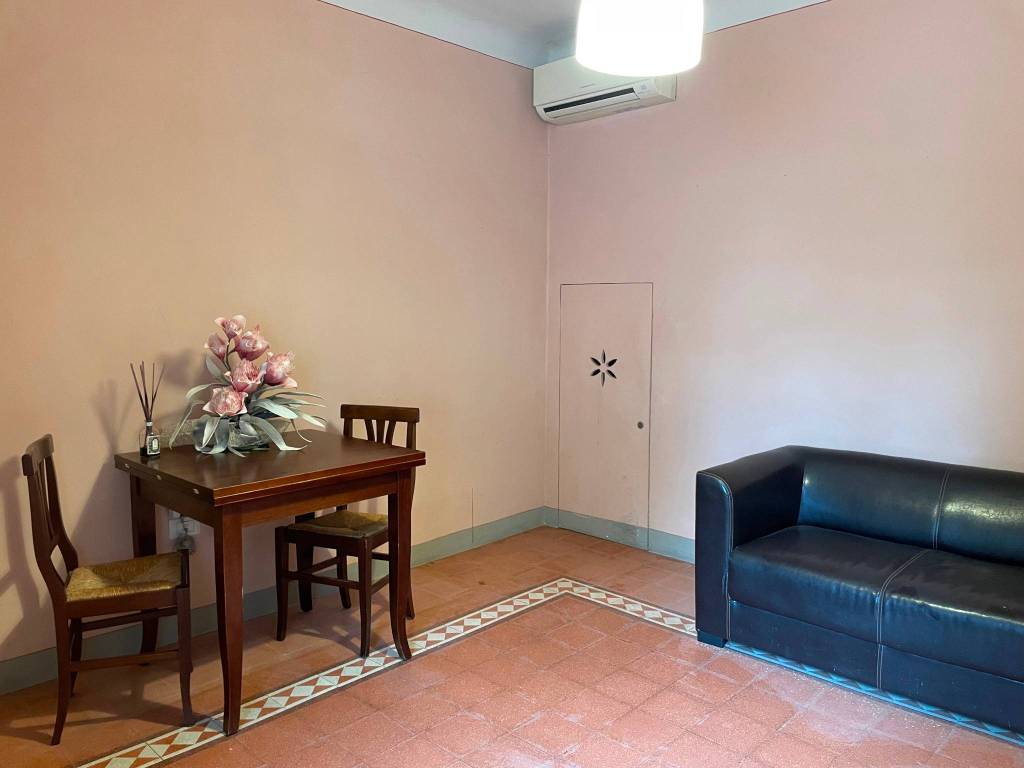 casa indipendente in vendita a Firenze in zona Legnaia
