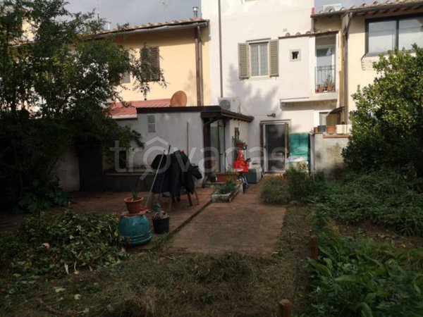 casa indipendente in vendita a Firenze in zona Soffiano
