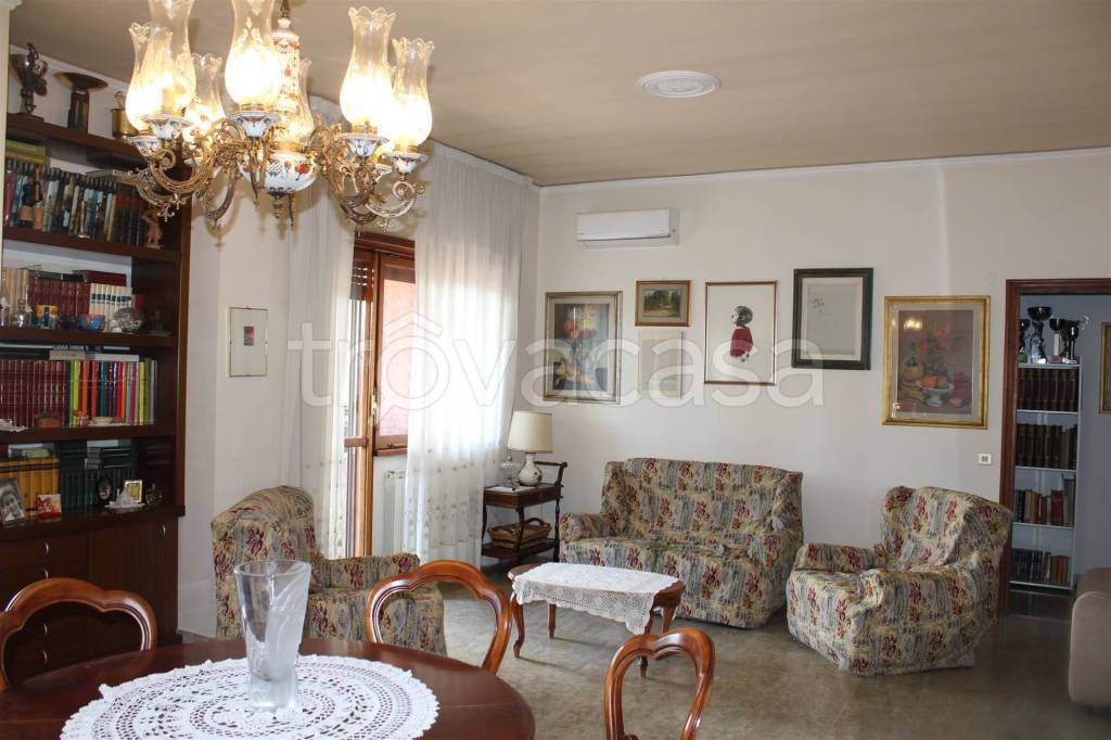 appartamento in vendita a Firenze in zona Firenze Nova