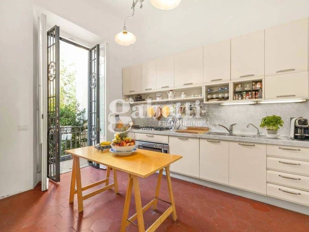 appartamento in vendita a Firenze in zona Statuto