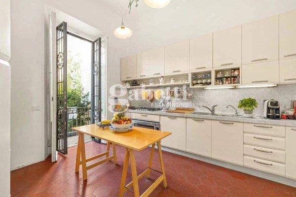 appartamento in vendita a Firenze in zona Statuto