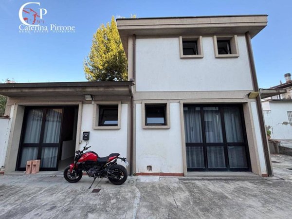 casa indipendente in vendita a Firenze in zona Badia a Ripoli