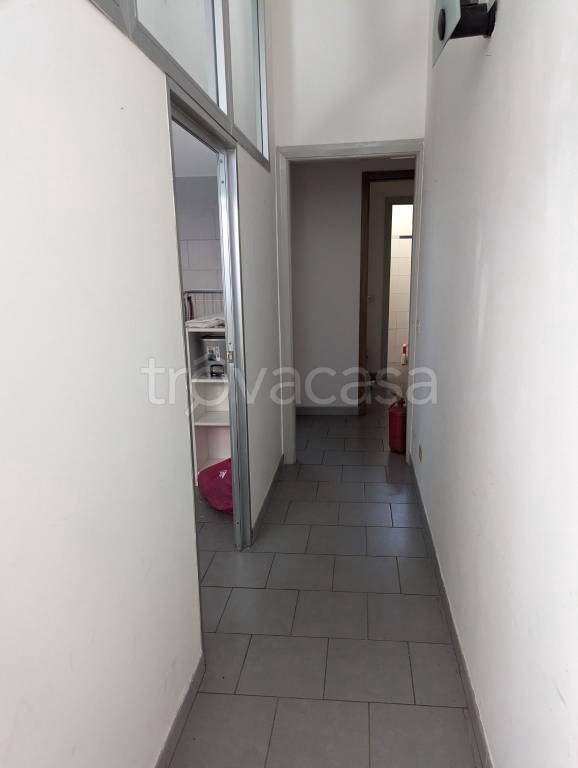 negozio in vendita a Firenze in zona Novoli