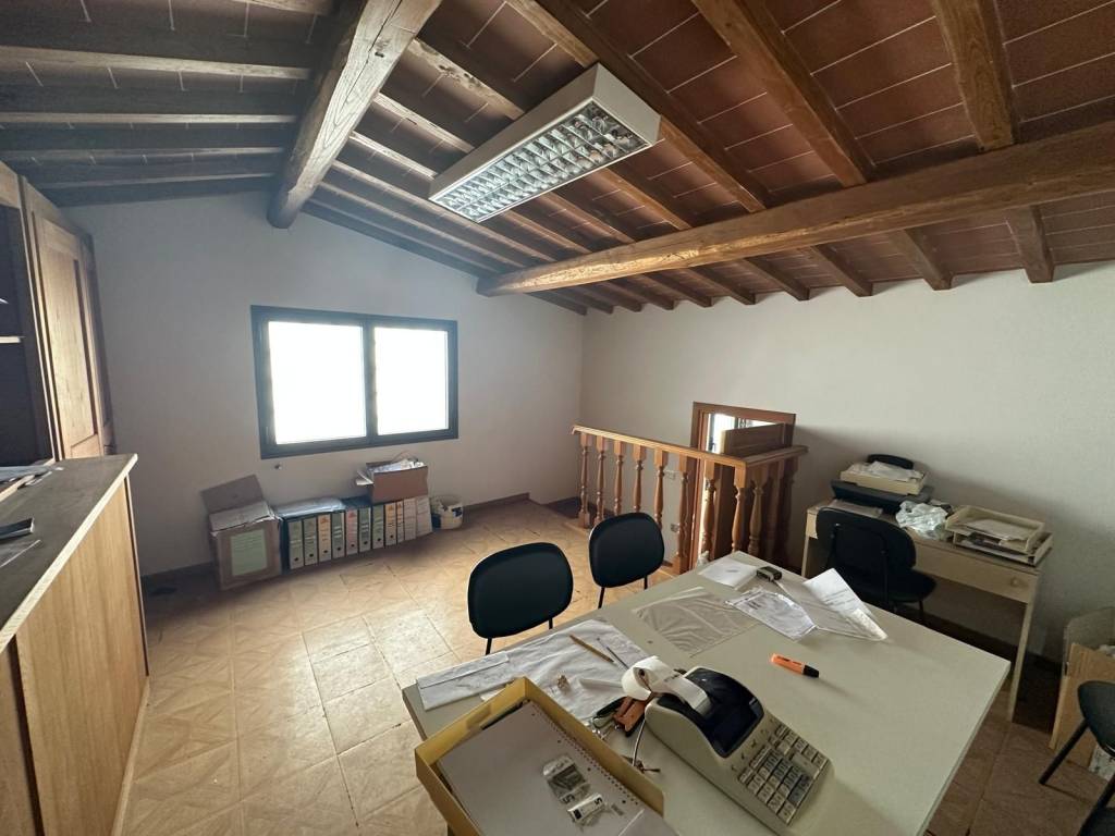 casa indipendente in vendita a Firenze in zona Ugnano