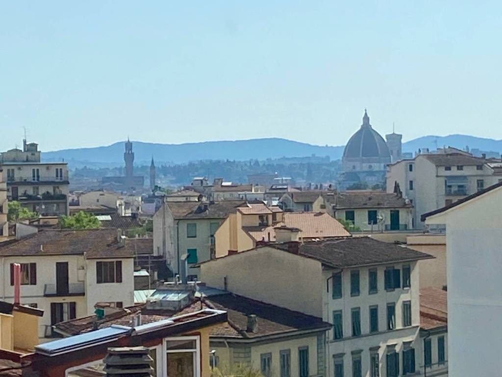appartamento in vendita a Firenze in zona Campo di Marte