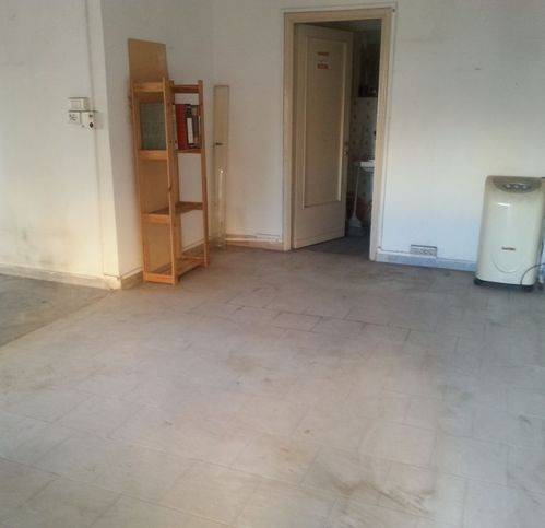 negozio in vendita a Firenze in zona Novoli