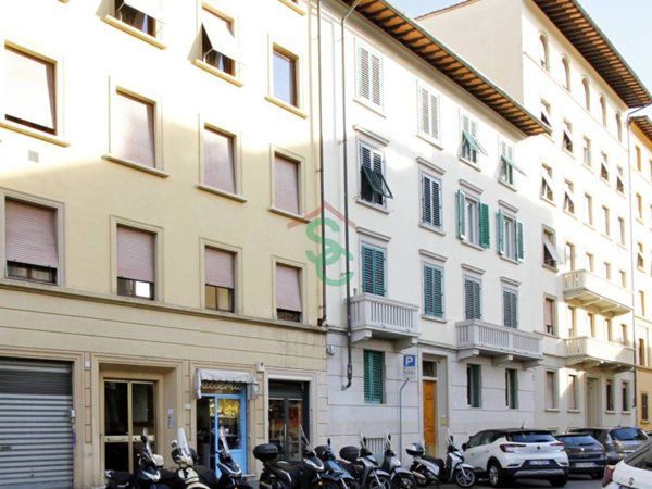 appartamento in vendita a Firenze in zona Campo di Marte