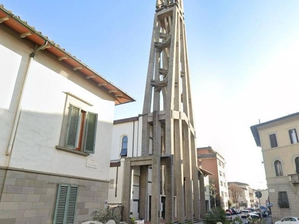 appartamento in vendita a Firenze in zona Campo di Marte