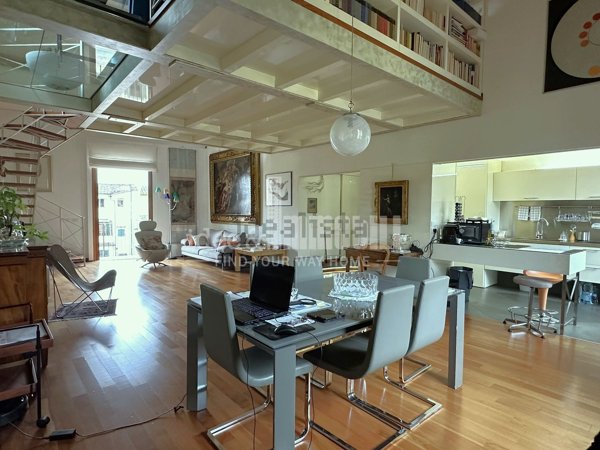 appartamento in vendita a Firenze in zona Centro Santa Maria Novella