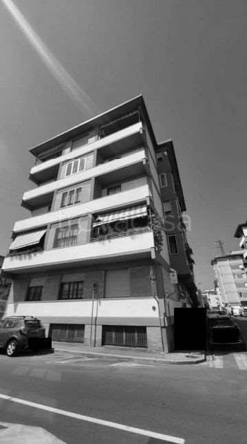 appartamento in vendita a Firenze in zona Rovezzano